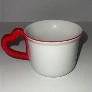 Vintage Vandor 1978 Red Heart Handle Ceramic Coffee Mug